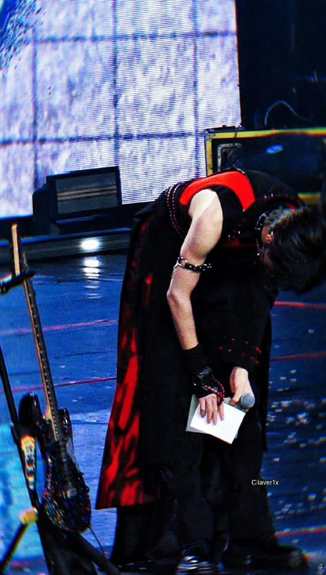 #张泽禹 耳洞#蛮帅的呀！ ​​​