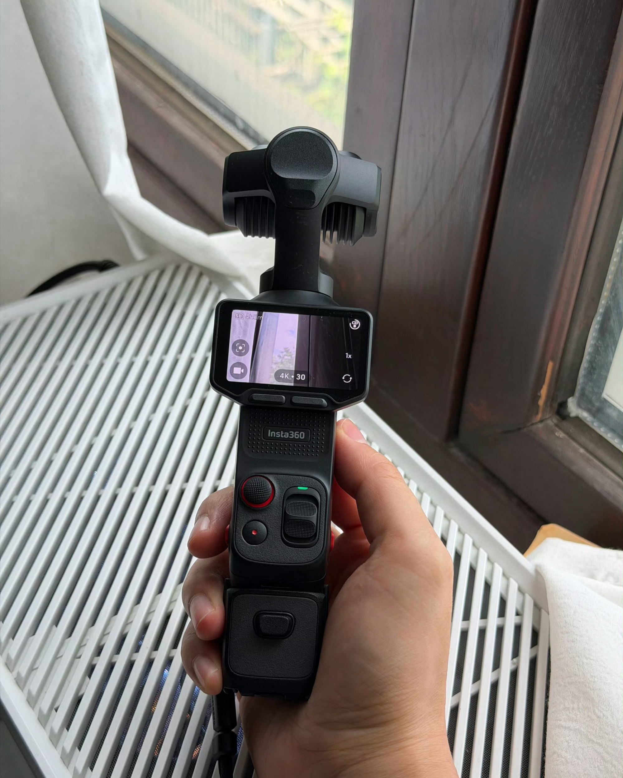insta360 Luna Ultra，体验一下