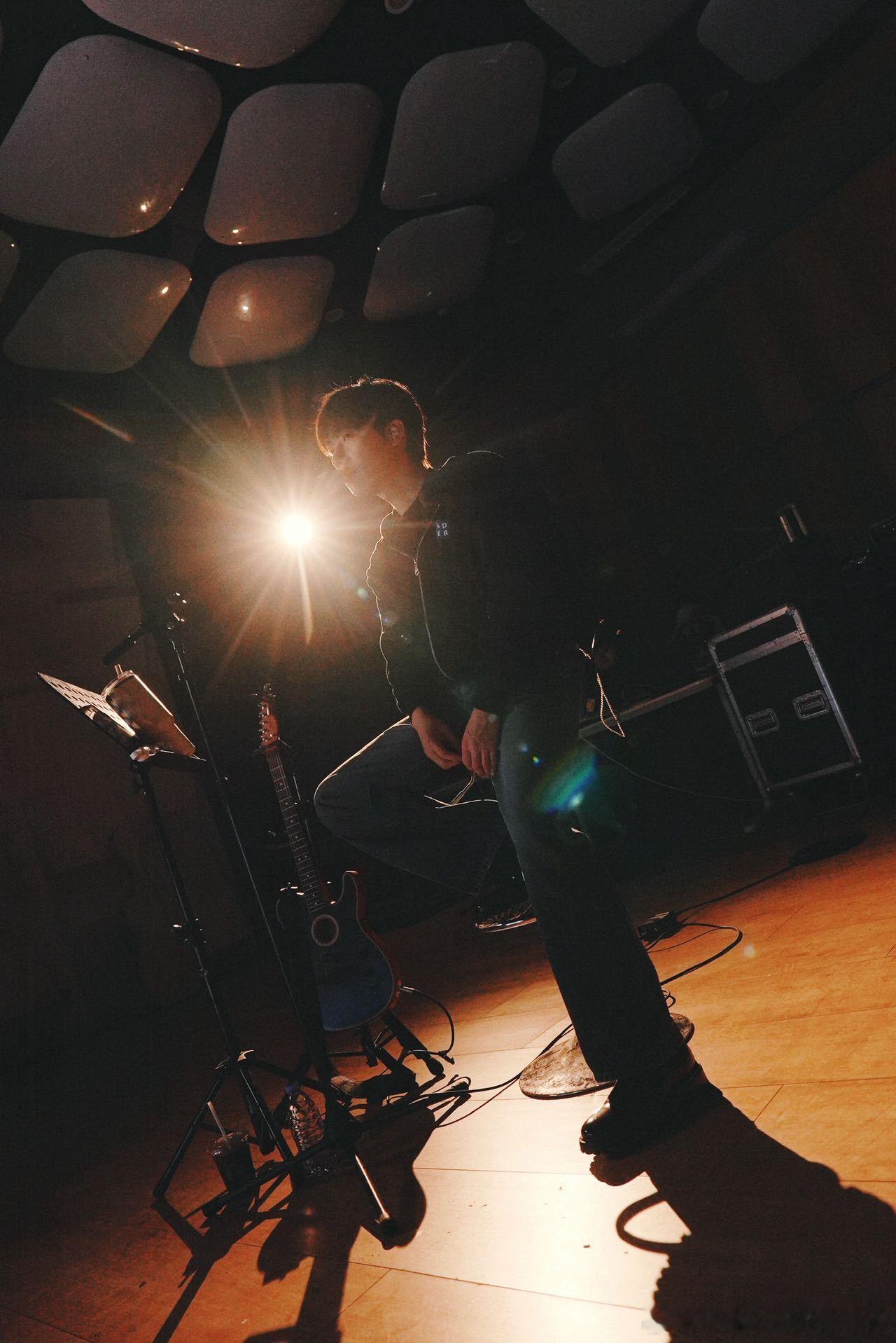 蒋敦豪端水意识刻到骨子里大哥风范稳稳拿捏！蒋敦豪端水意识刻进骨子里，对待弟弟们永