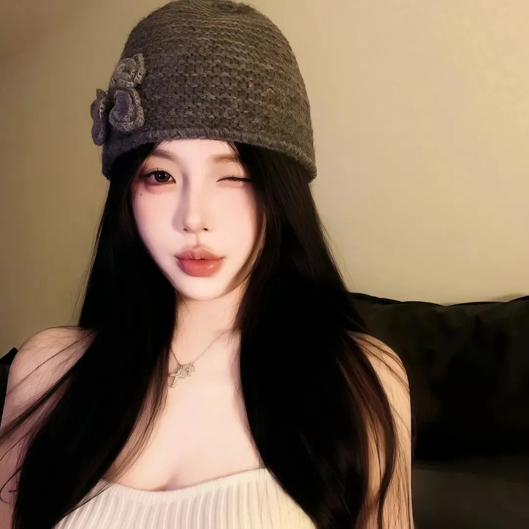 女生头像｜𝙒𝙚𝘾𝙝𝙖𝙩 小众氛围感女头｜感受到幸福的时候能放慢倍速就