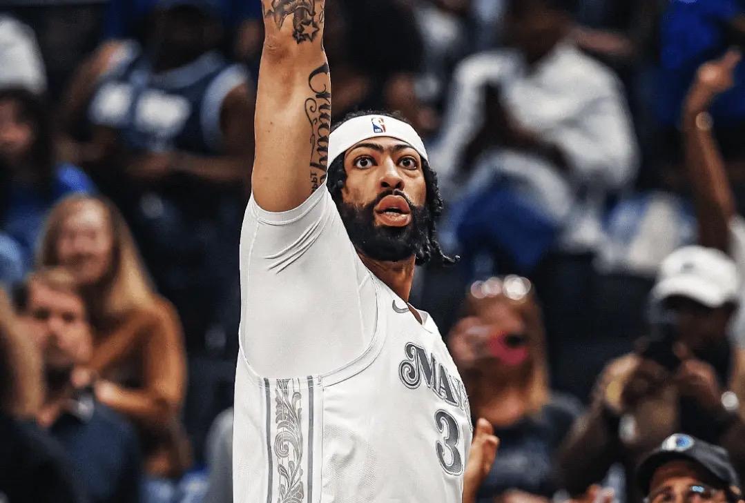 盘点5位下赛季需要证明自己的球星！
1.安东尼戴维斯
被交易到独行侠后，球队上下