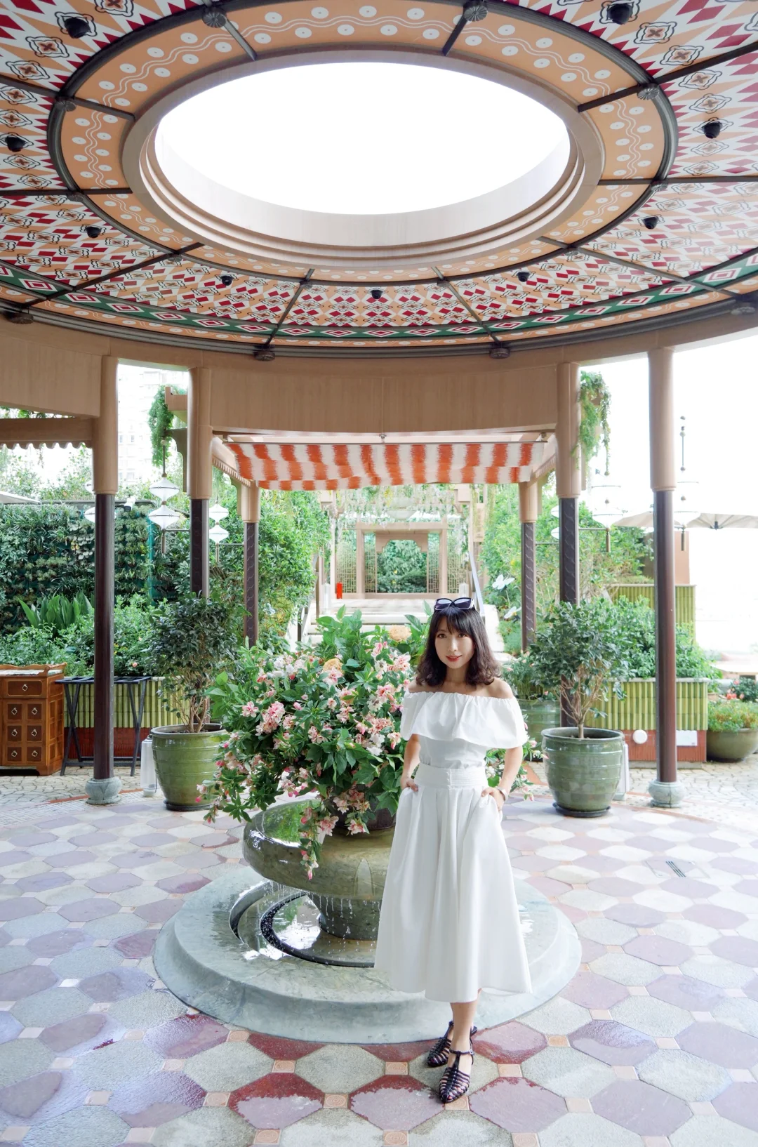 99%的人都不知道昆明这家开满花花的酒店