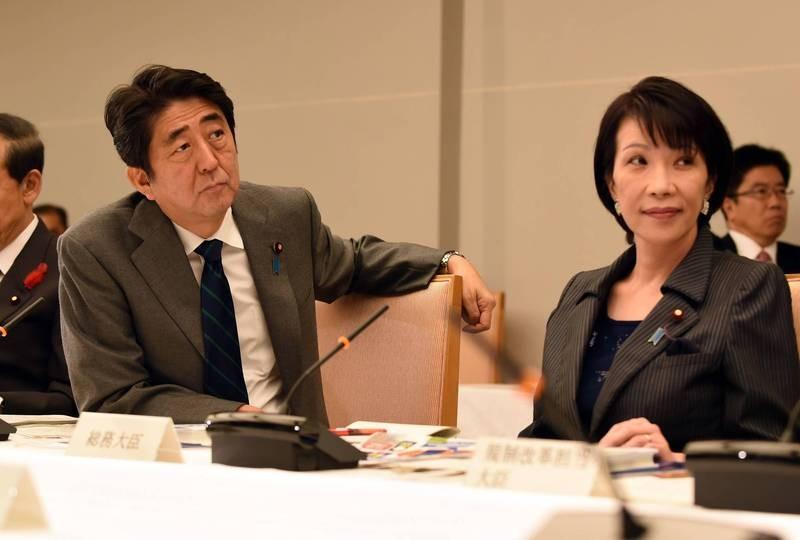 安倍逝世四周年，高市发文：我的胸口隐隐作痛
四年前的7月8日，安倍晋三遇刺逝世，
