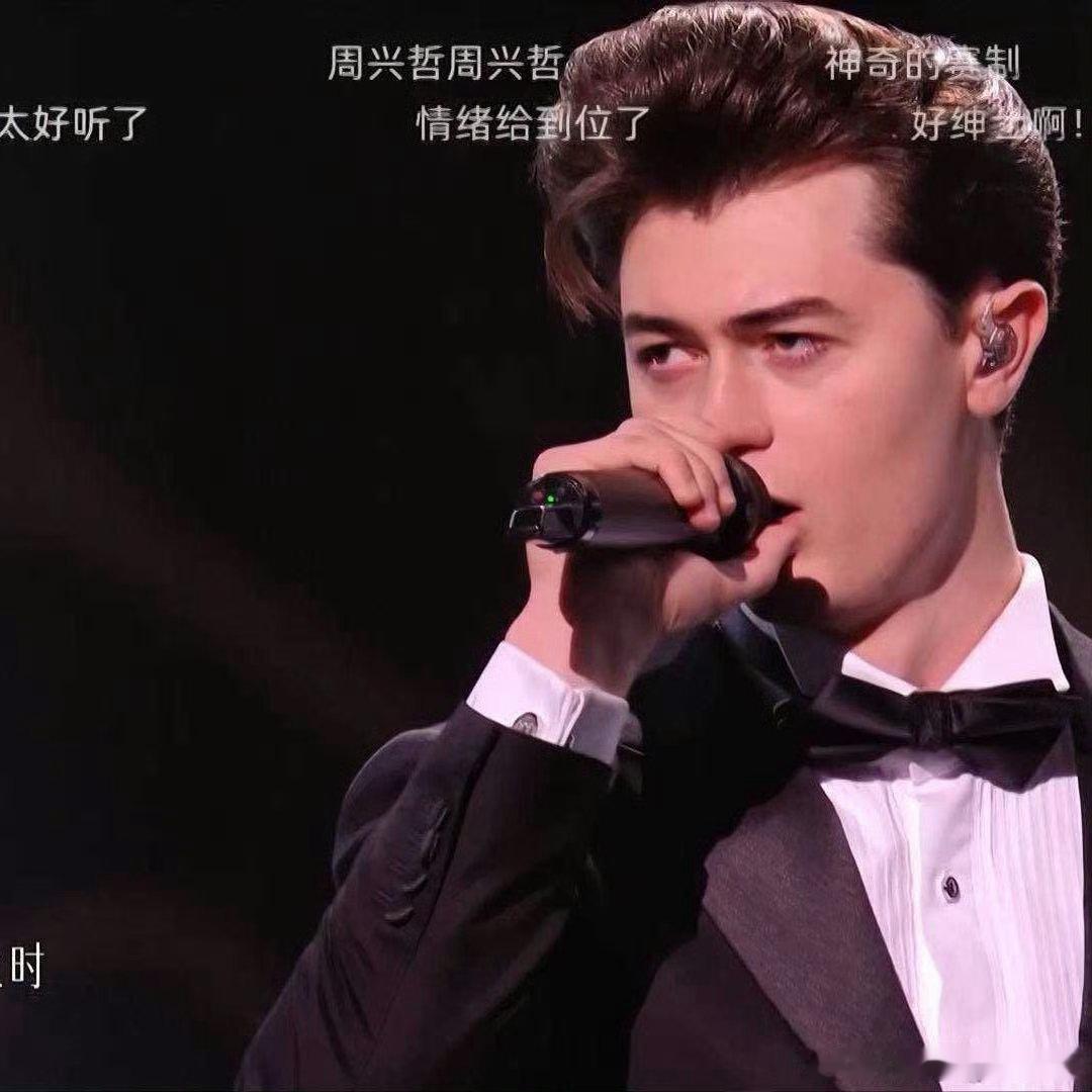 无人挑战艾略特直接晋级艾略特突围成功歌手直播艾略特直接晋级也太爽了吧，没有对手应