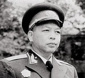 宗子敬把300个脚裹破布的八路军伤员请进自家大院，日军1200人的队伍随即包围了