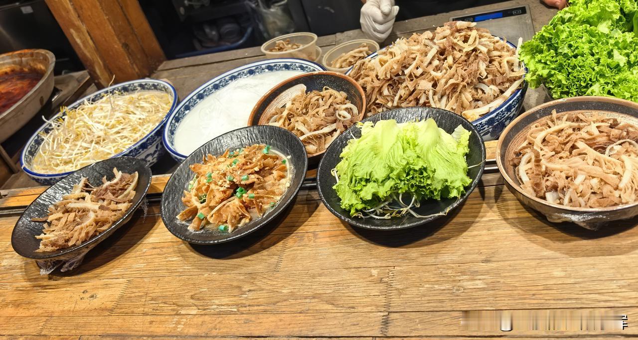 秋日生活打卡季美食诱人啊！只要胃能承受，每一样都想吃一点。