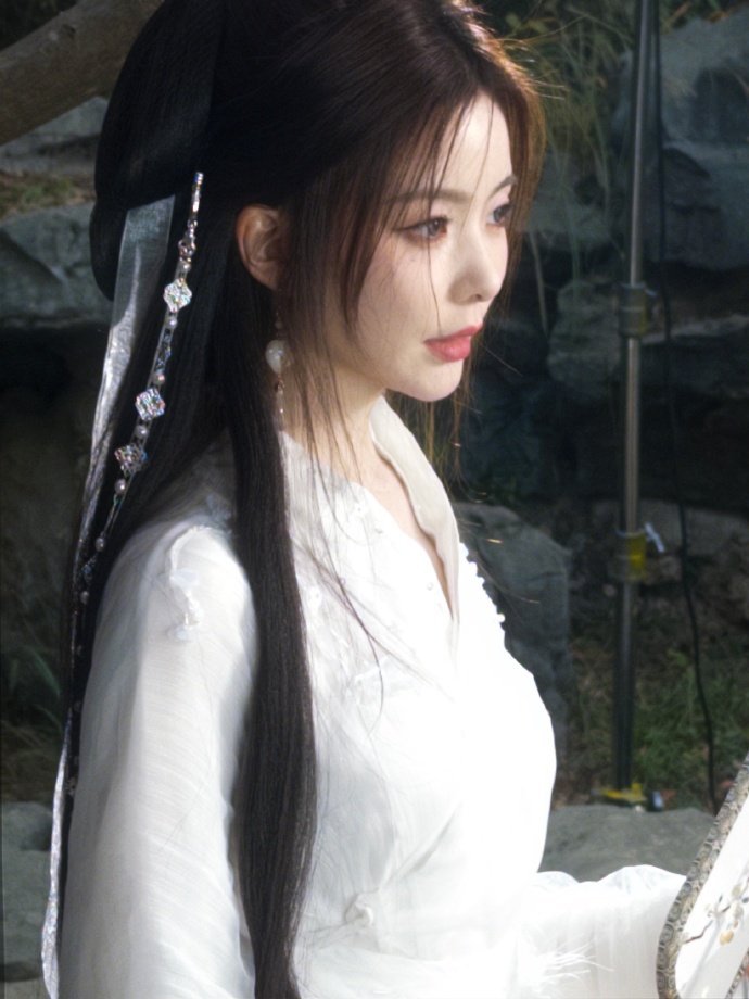 期待陈卓璇的跨年晚会