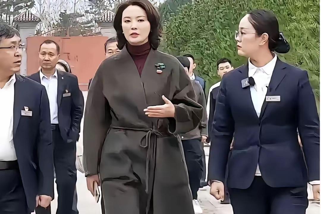 央视最悲情女主持：男友被判死缓，丈夫狱中惨死，如今49岁孤身一人，你还有印象吗？