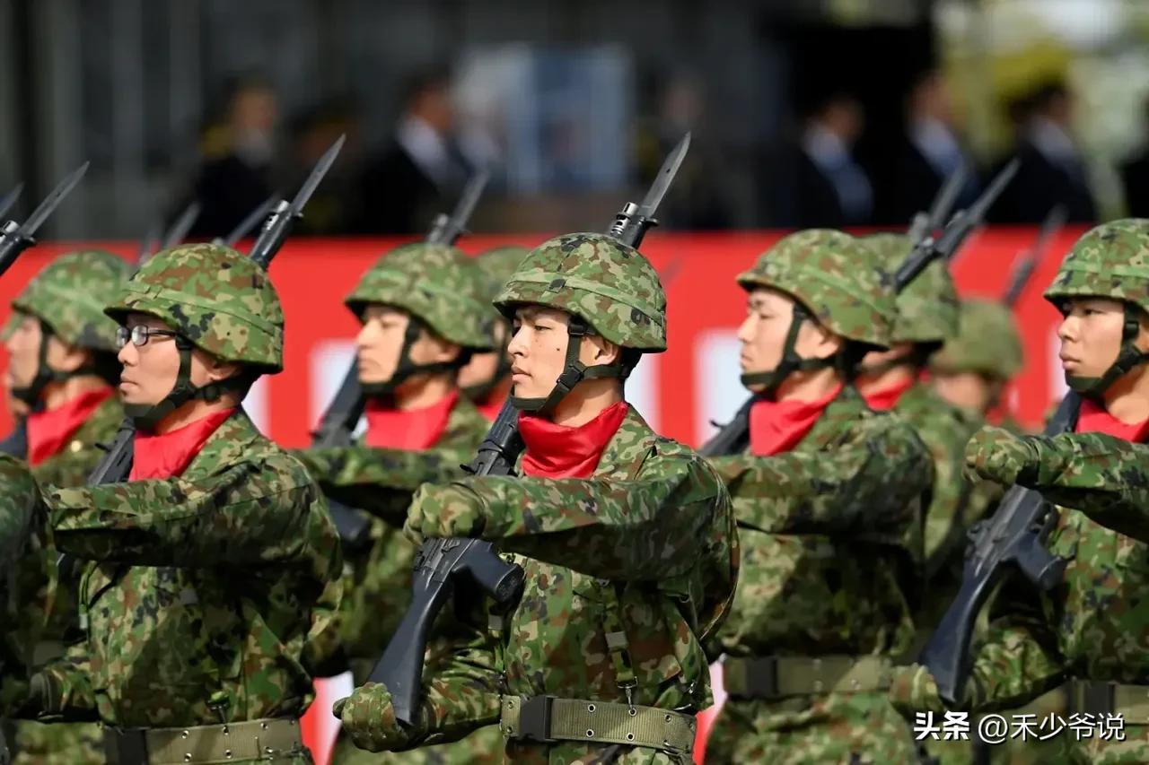 日本在《外交蓝皮书》中对华表述太“纠结”
今天日本外务省公布了《2026外交蓝皮