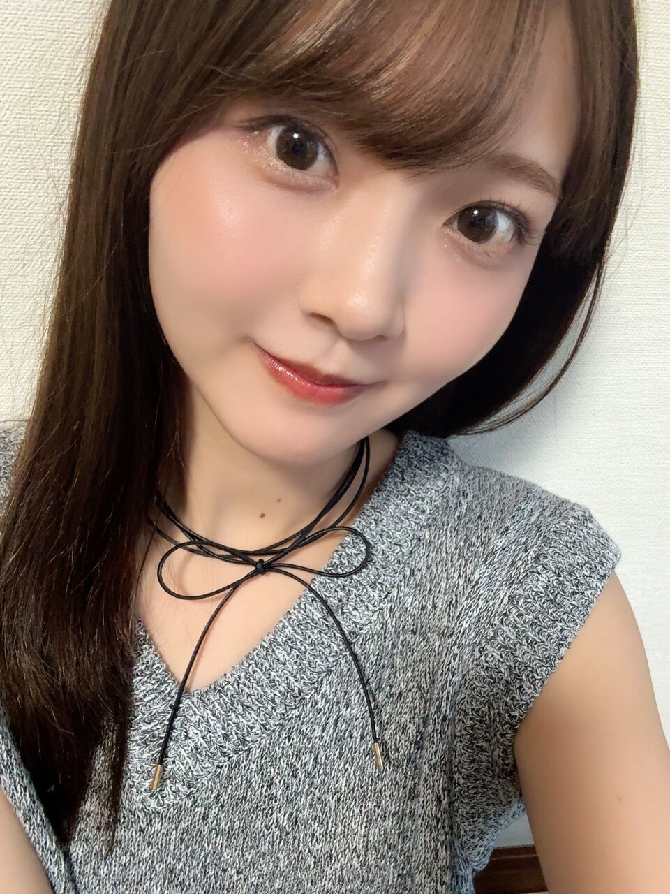山下葉留花「さっき、好花さんと焼肉とカラオケ行きました🍖🎤♡青春ルートを楽し