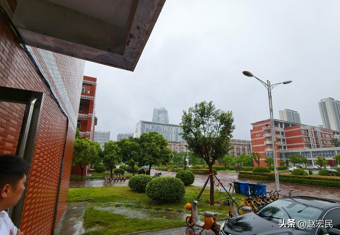 河南 新乡学院半日游 ​​[呲牙]