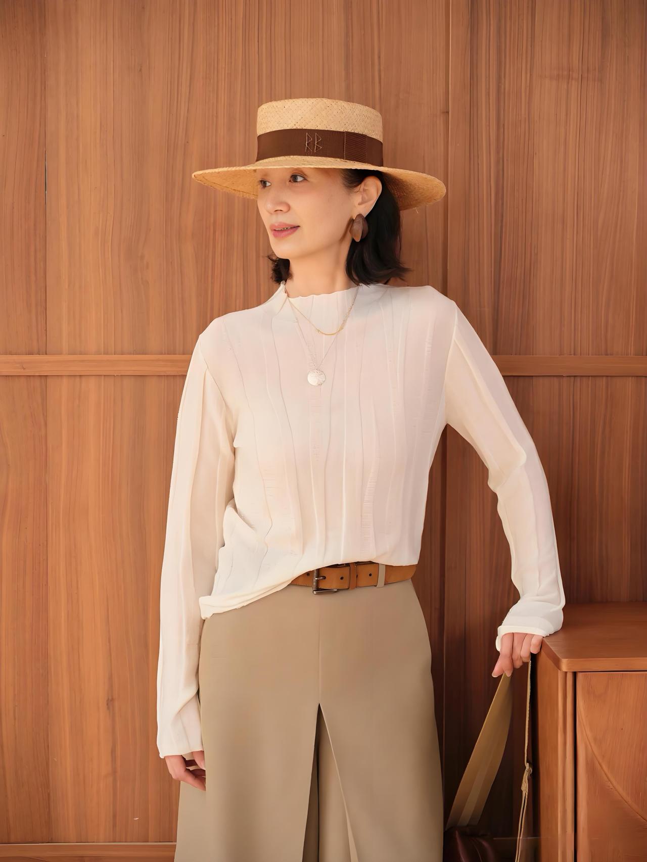 不是穿得多贵，而是穿得清醒、体面、有力量。

一、自带“不被随便对待”的气场
品