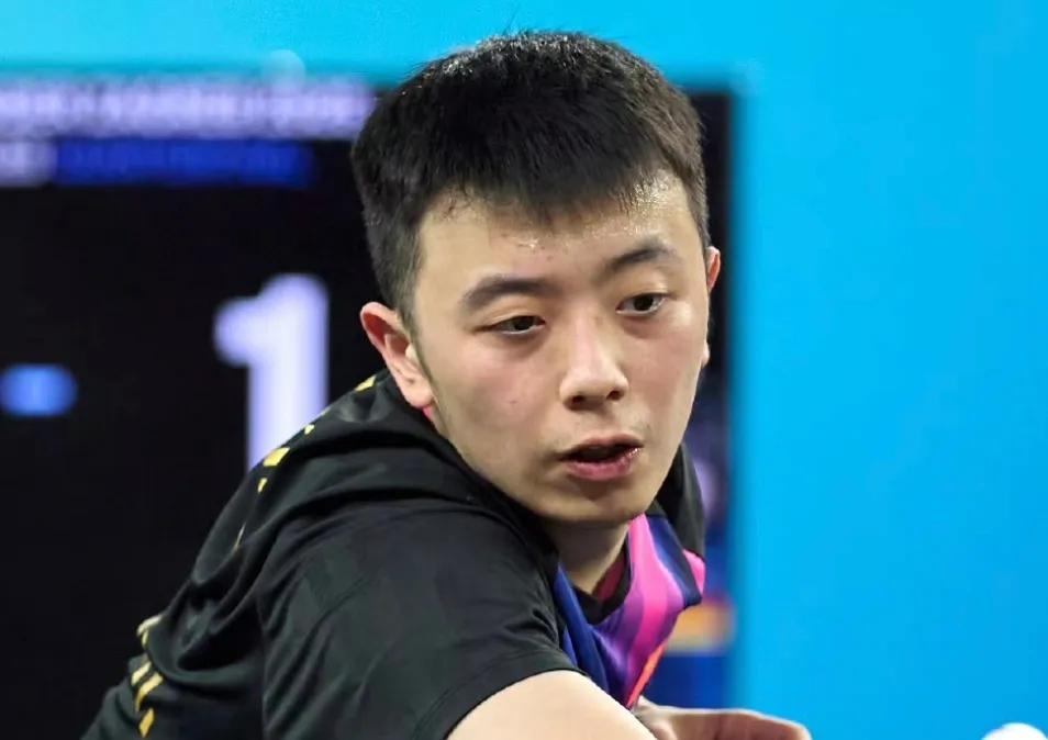 陈垣宇晋级决赛！
2025WTT萨格勒布常规挑战赛 男单半决赛，国乒陈垣宇对阵韩