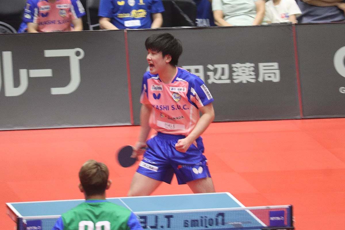 张本智和t联赛 20260822张本智和谈“双王牌”： “我们彼此都……” 后辈