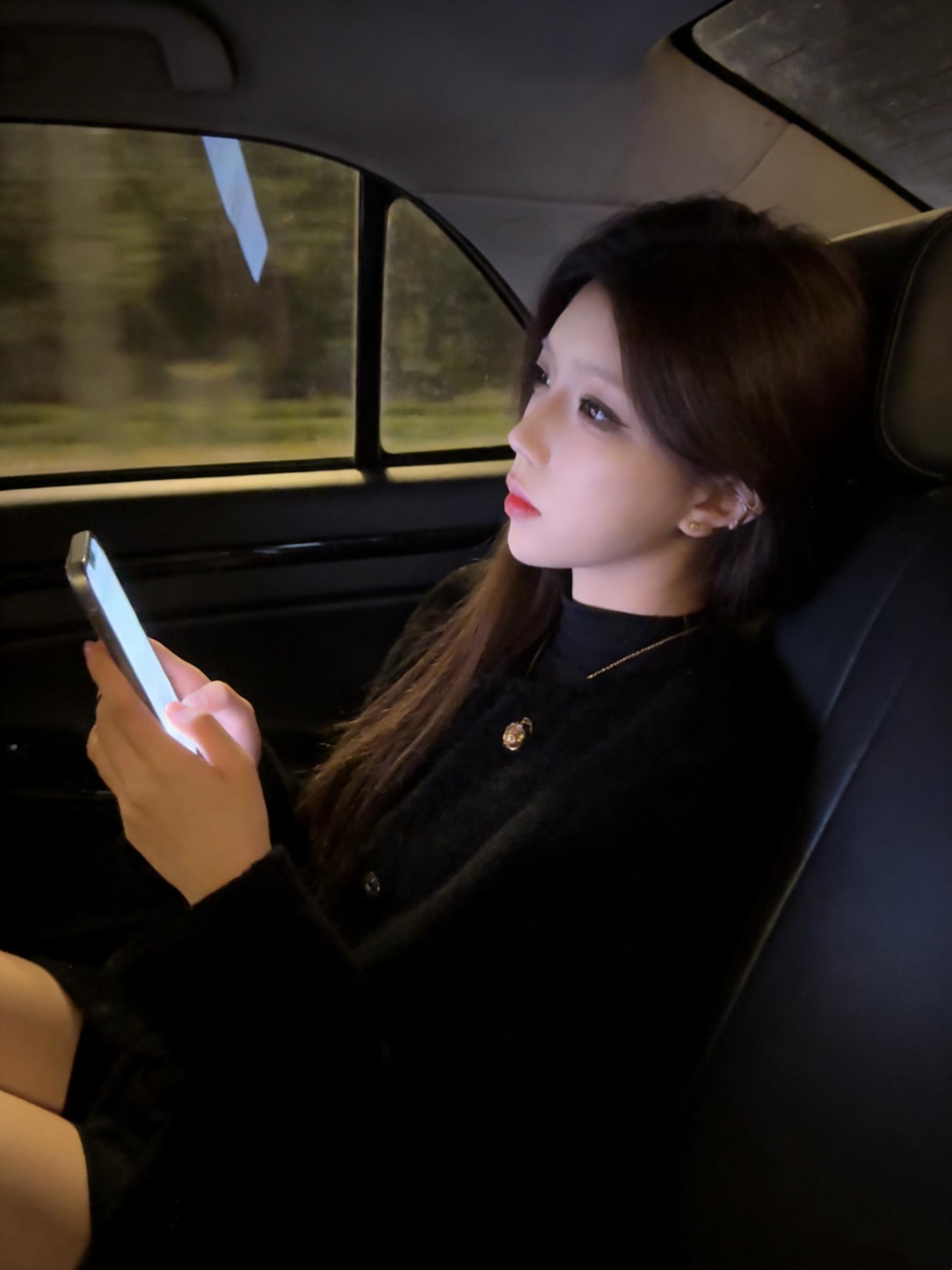 他们说感情里冷漠的才算赢家 可我不想和你一决高下