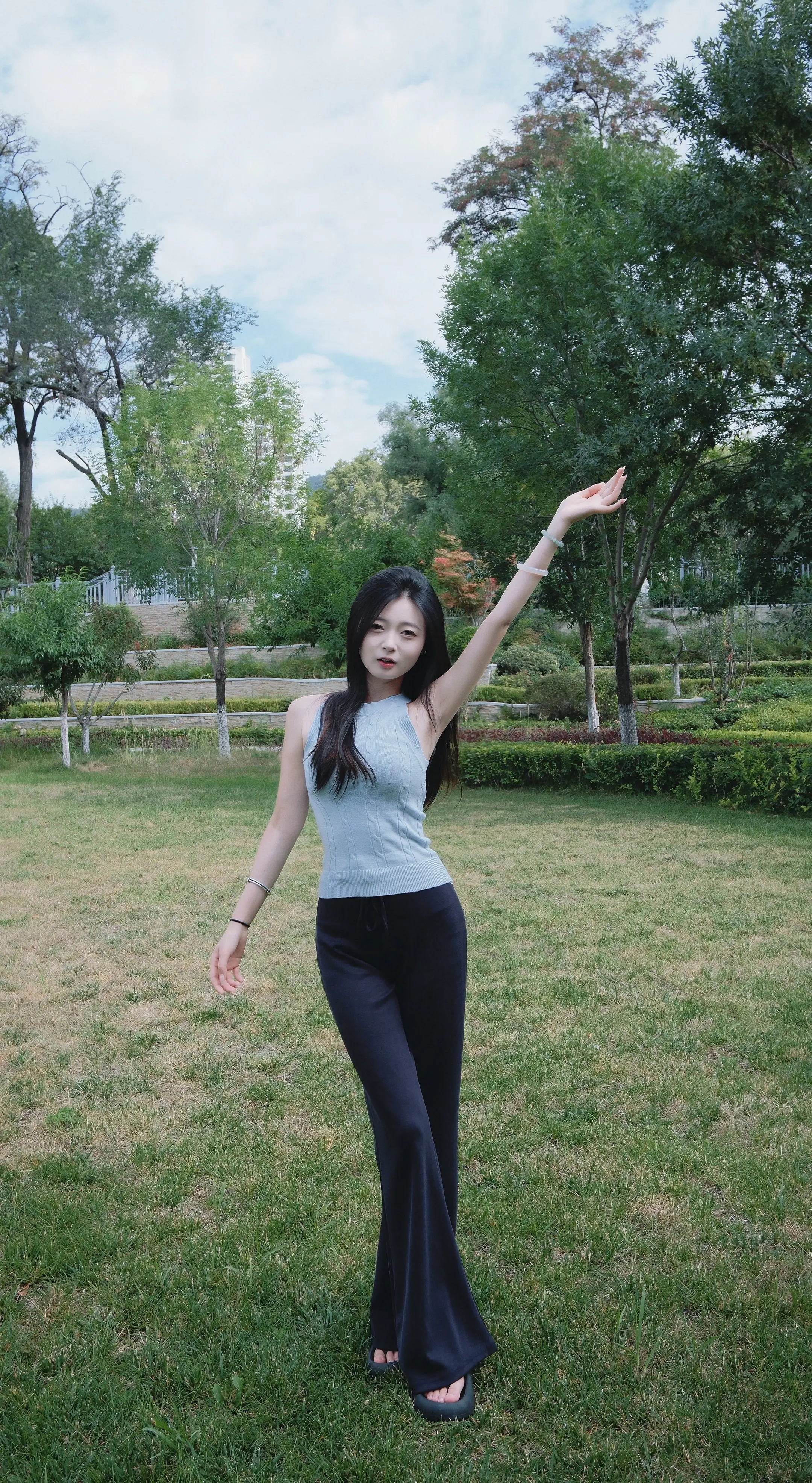 哇