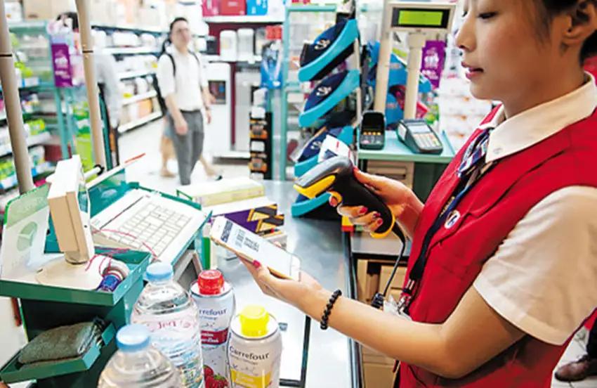 完整榜单
超市收银员5个月顺走247条香烟

这不是一部悬疑剧的剧情，也不是某个