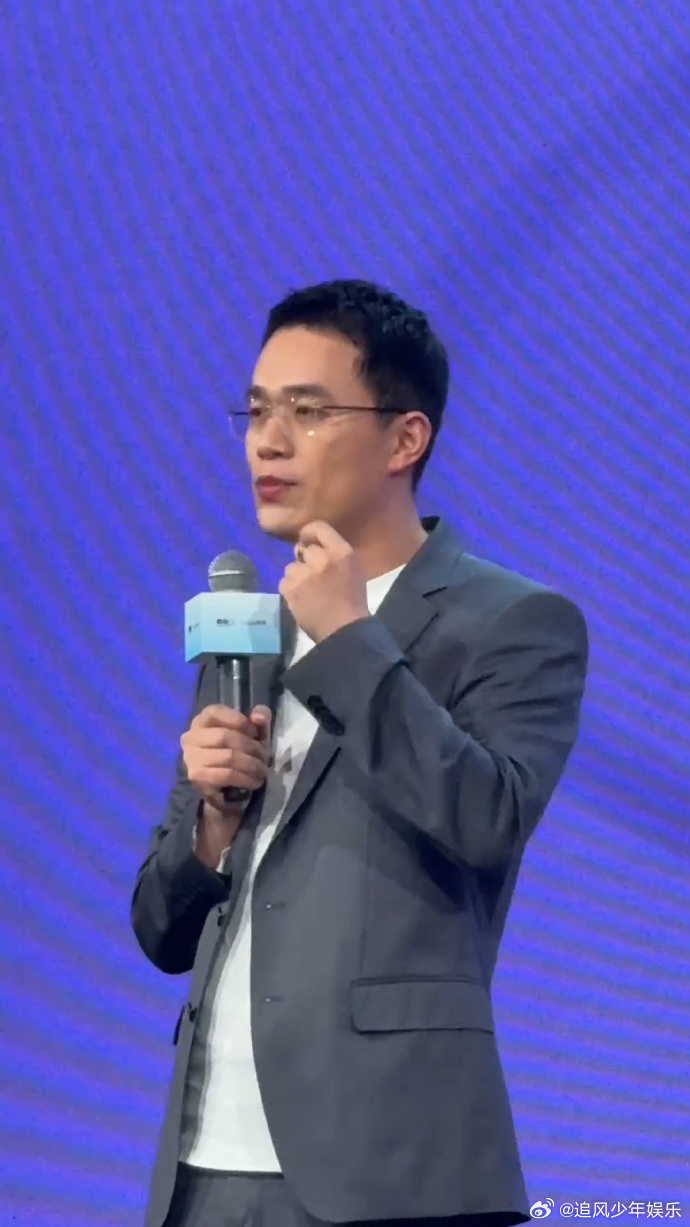 王腾重返发布会舞台王腾亮相北京谈睡眠科技新风口 科技行业老将王腾重新出发，在北京