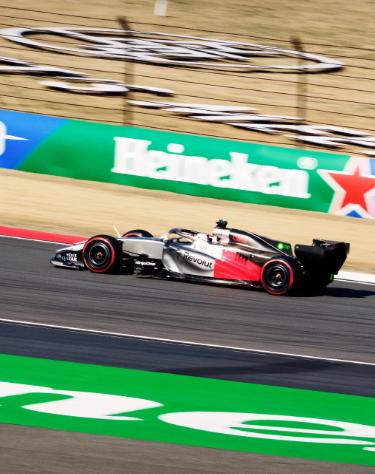 F1 美国站聊聊 2026 新规细节，DRS 检测点改动会怎么影响比赛
2026