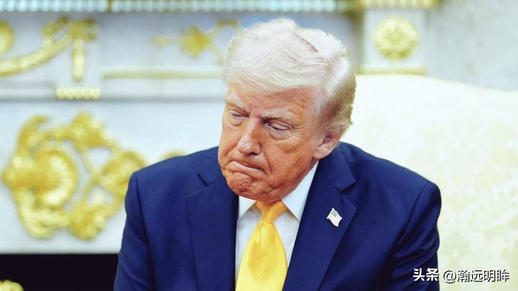 特朗普意识到，攻击伊朗是个错误，可他已“落入了陷阱”。

特朗普察觉到攻击伊朗是