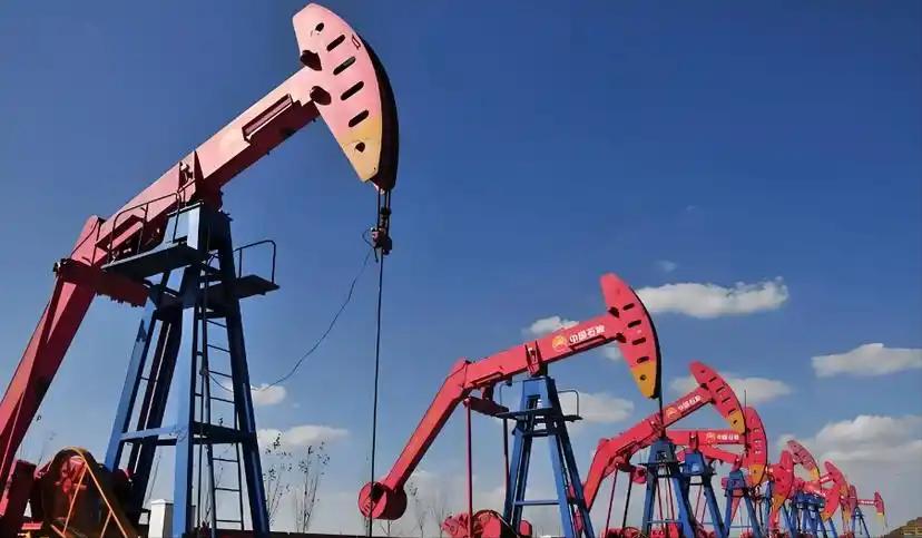 美国的石油巨头们，比特朗普还急！1月13日API主席萨默斯放话：“若伊朗政权倒台