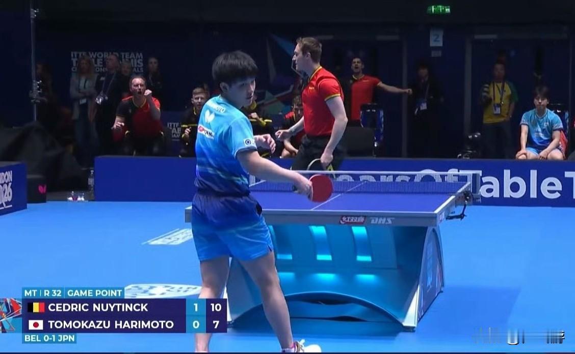 🏓伦敦世乒赛•继张本和松岛双双输给邱党、分别输给勒布伦兄弟后，今天张本智和又输