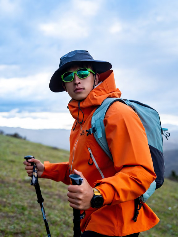 今天是夏日山系boy⛰