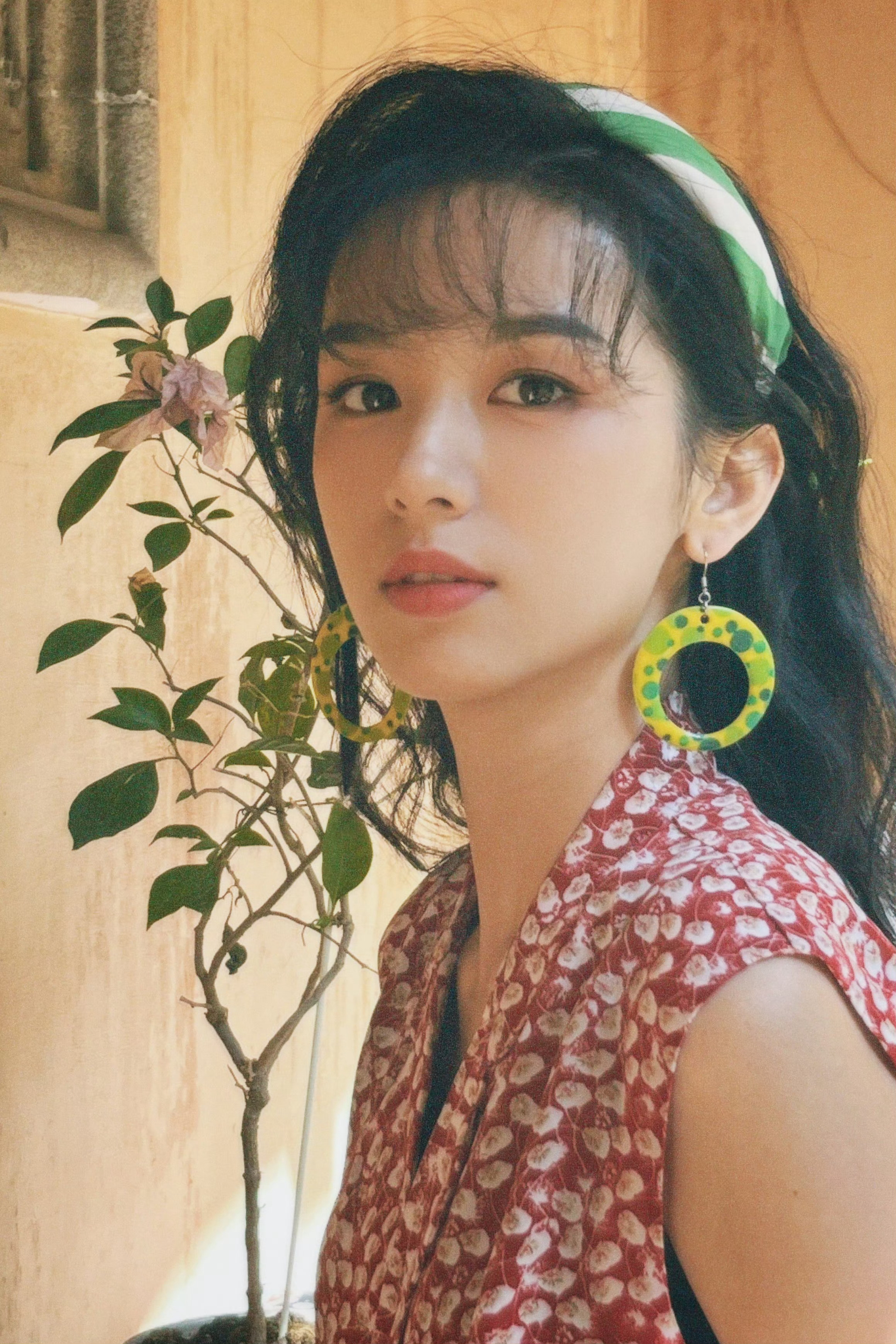 晓兰比大耳环更有冲击力的是她的美貌 🥺🥺🥺 