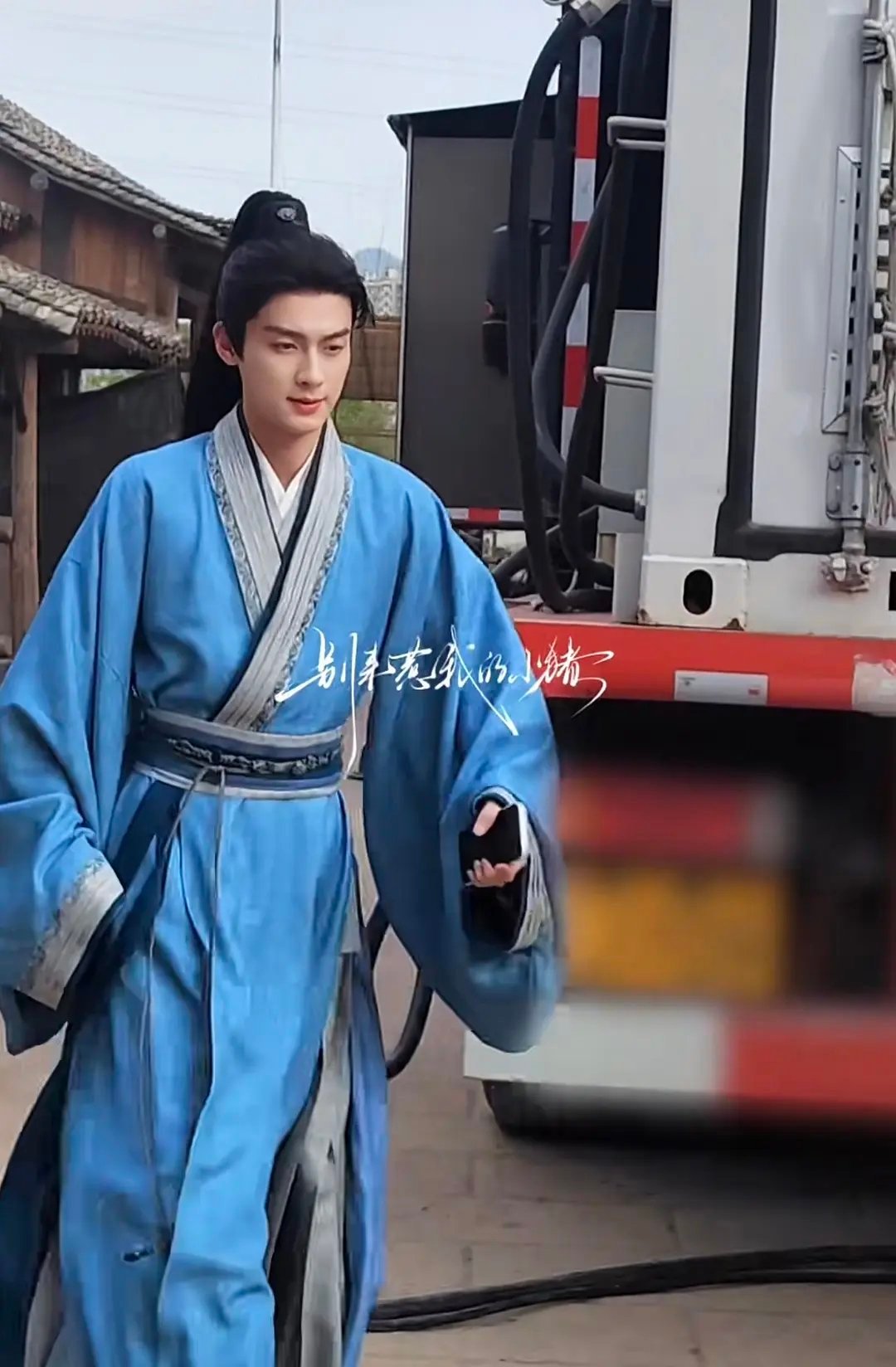 将门毒后这部剧里鹤一会掀桌王鹤棣吗？ 