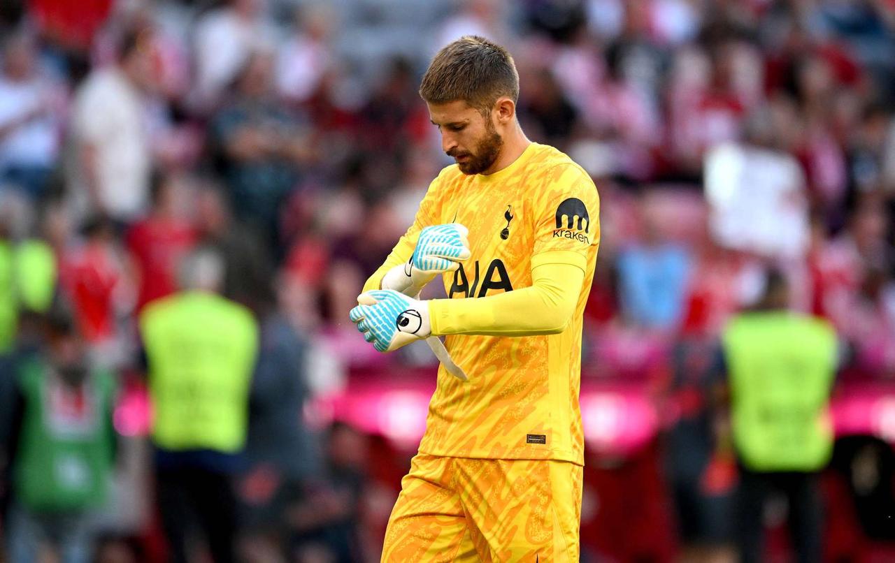 15分钟就0-3落后，17分钟就换门将的比赛的可不多见，但这却发生在热刺对阵马竞