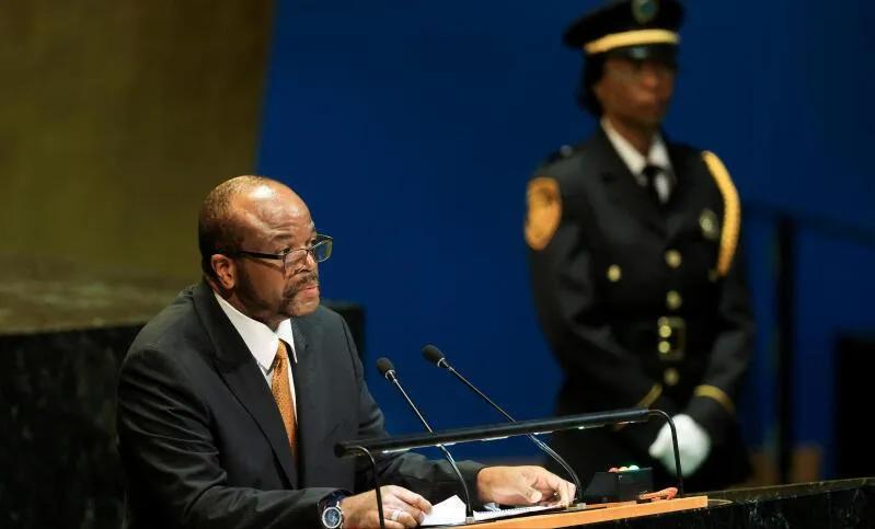 就在刚刚，
 
斯威士兰政府发表声明，
 
4月22日，赖清德窜访斯威士兰彻底泡