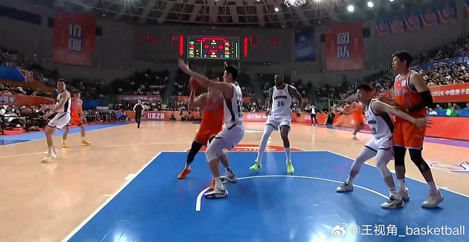 这种犯规吹罚是破罐子破摔了么？福建男篮vs辽宁男篮