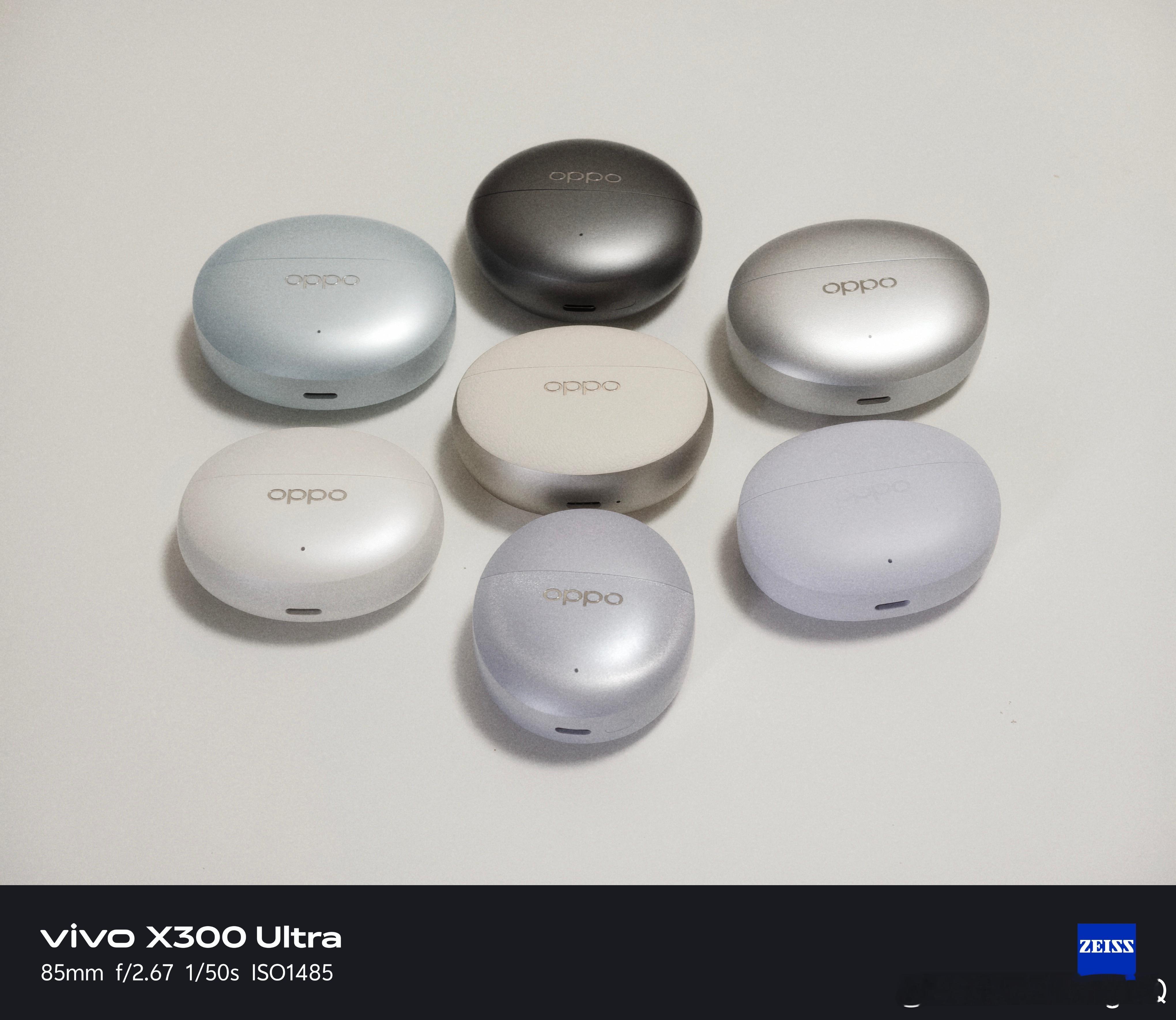 一堆 OPPO 的耳机