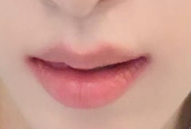 舌头？此男想干嘛 