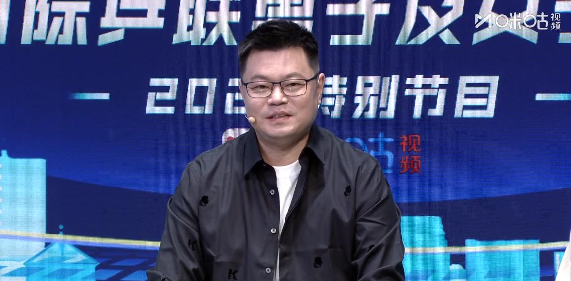 谁敢相信莎莎已经超过200周保持世界第一的位置，
侯英超直言：我最好的成绩只有世