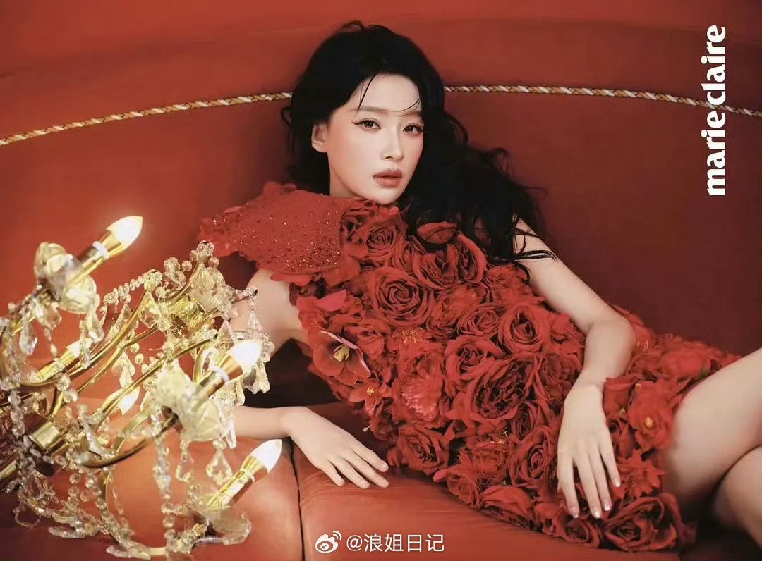 孙怡塞尔维亚嘉人红玫瑰封面孙怡塞尔维亚嘉人短发造型 孙怡完全妈妈级别！ ​​​