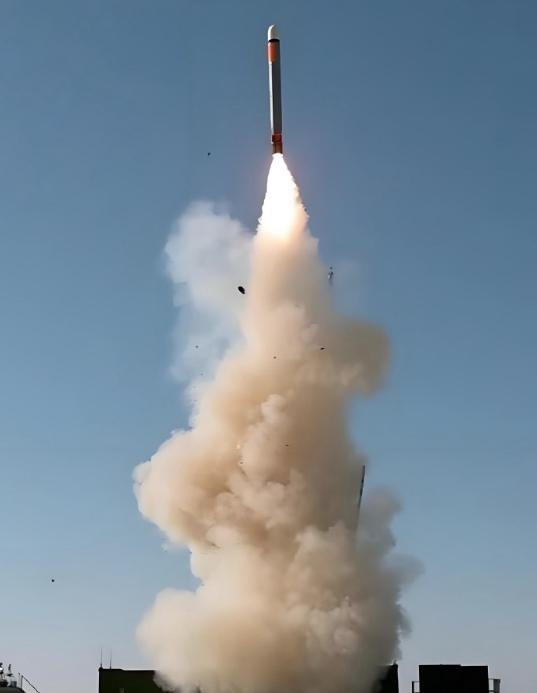 日本离灭亡越来越近了！据央视消息，美国将在日本鹿儿岛县部署“堤丰”中导系统。该系