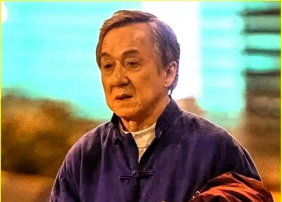 最近，71岁的成龙上了热搜，他当着镜头承认了ADHD的消息，让不少人感到意外。