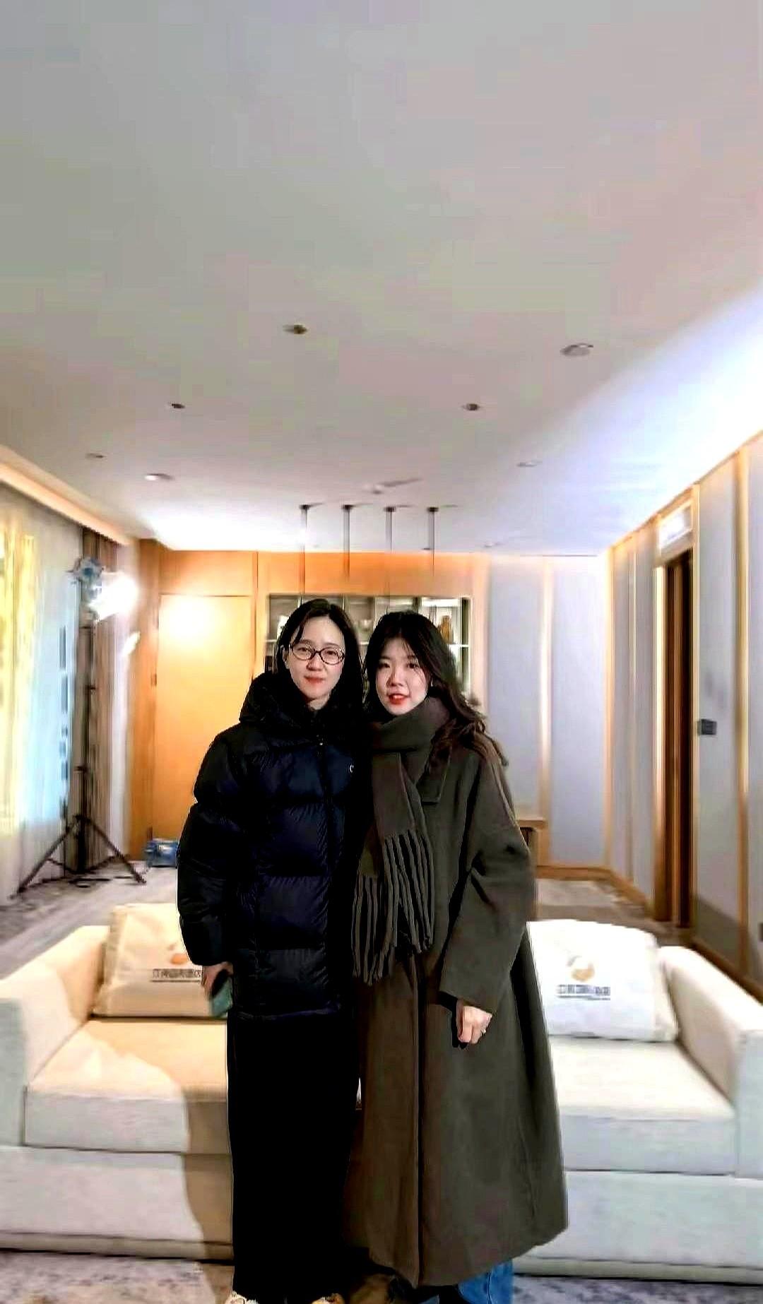 谁懂啊！今天我终于圆梦《遇见王沥川》了！

下班后特意跑去探大夜班的焦俊艳，见到