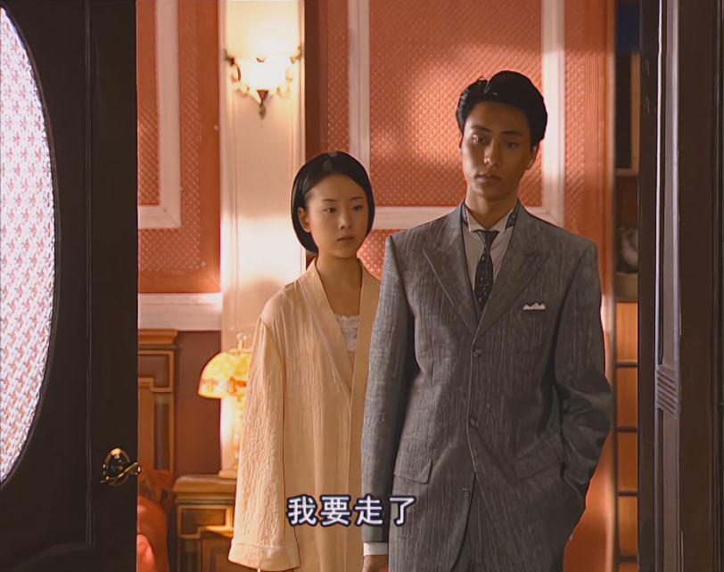 就连背叛，金燕西都要冷清秋承担。

金燕西准备跟白秀珠去德国，还转过来给冷清秋戴