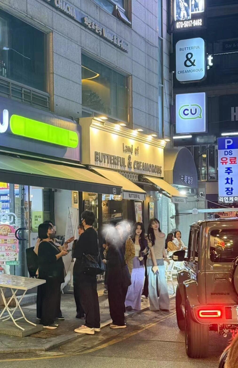 韩国偶遇林一逛街多位网友在2025年4月18日至19日期间，于首尔 街头、炸鸡店
