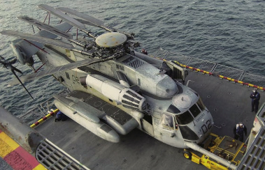 每天认识一件兵器 CH-53E“超级种马”运输直升机［美］机长：30.2米主旋翼