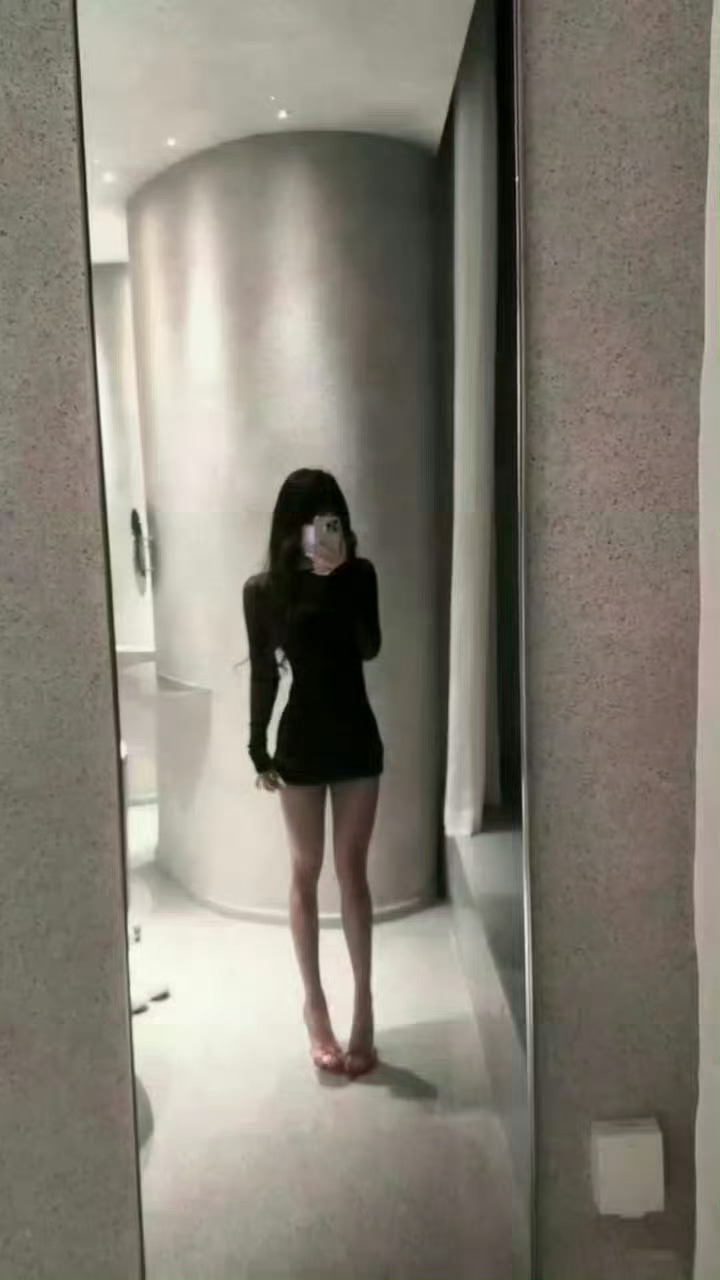 你对我最好上心点 不然我闹你 ​​​  ​​​