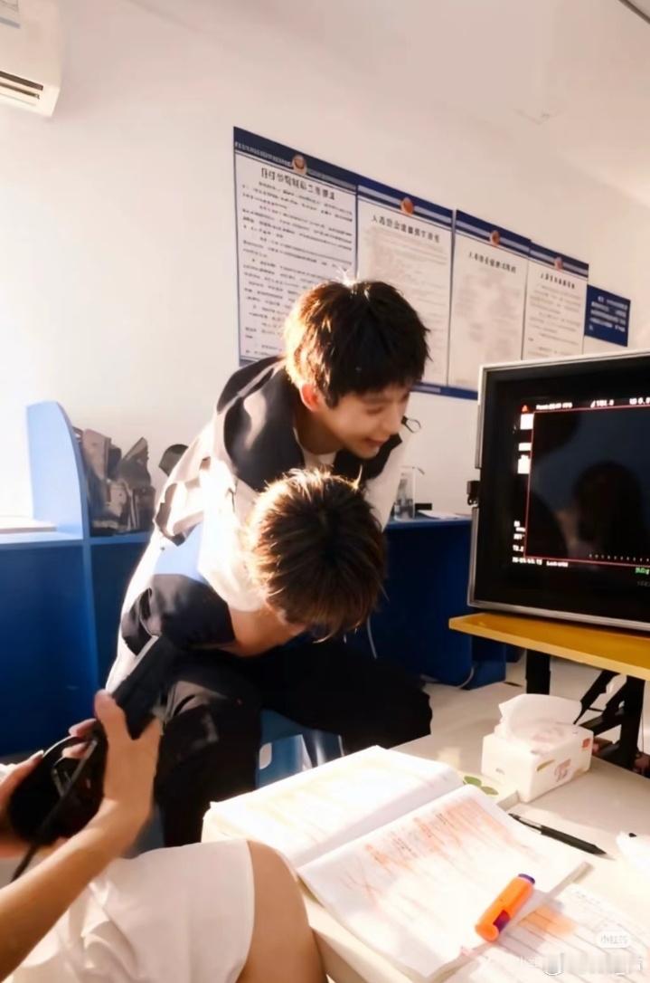 “520…”“521，爱你多一点…” 