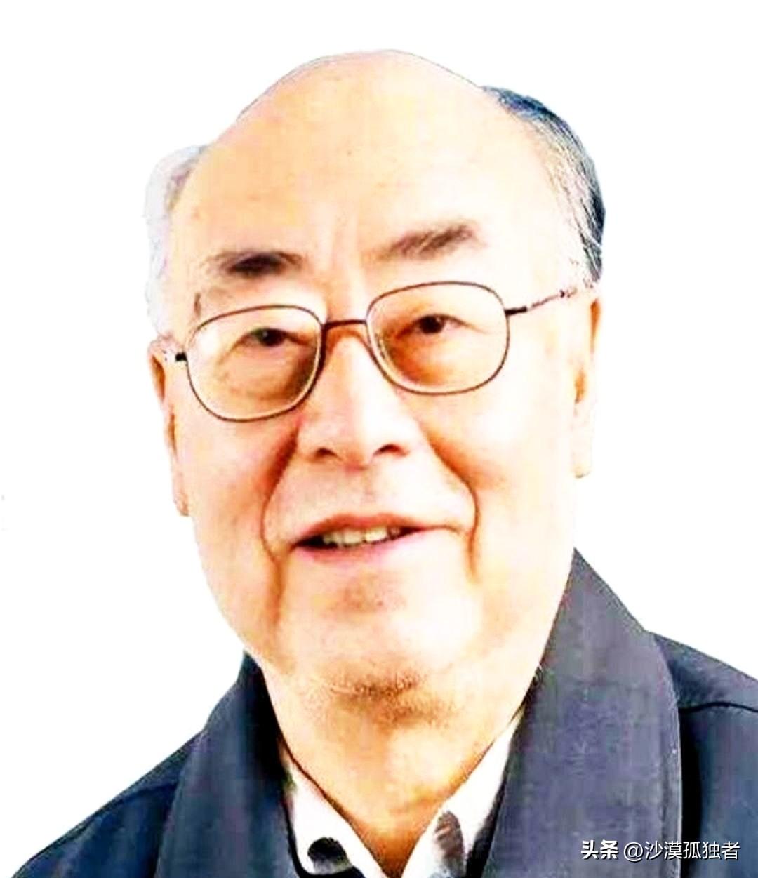 1967年6月17日，罗布泊的沙漠里，一朵巨大的蘑菇云冲天而起，瞬间照亮了整片戈