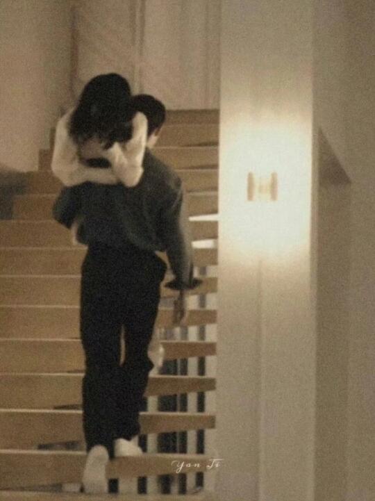 原来存了这么久的扛肩抱神图是樊治欣‼️