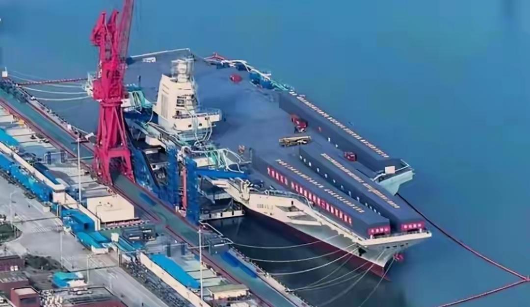 “004”比福建舰更快？中国航母提速“量产”，释放什么信号？
 
进入2026年