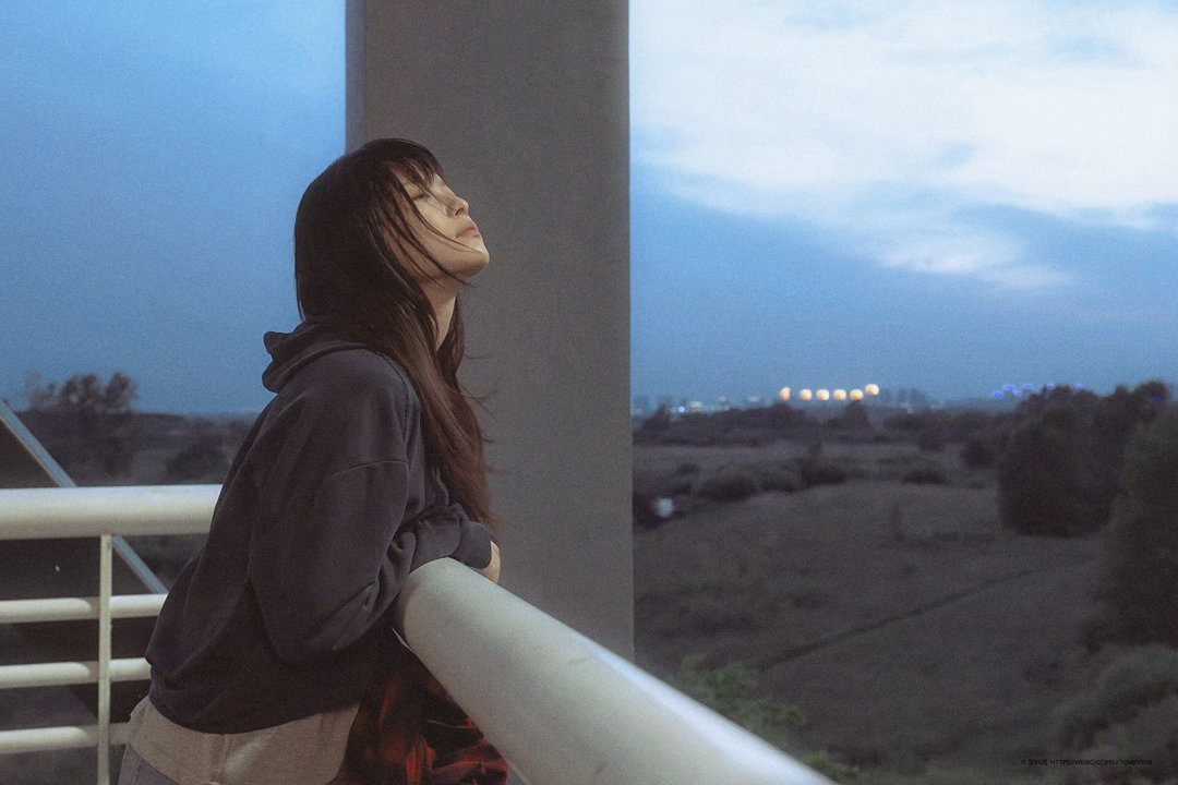 倪妮别看了真的没恶评真的别看了倪妮，真的一条恶评都没有。全是心疼，全是佩服。任小