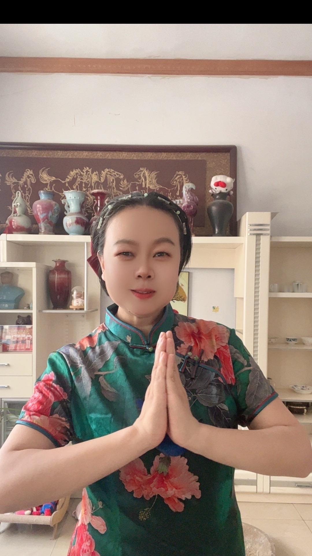 以前我也总是高兴不起来，直到有一天看到了一句话，从那以后，