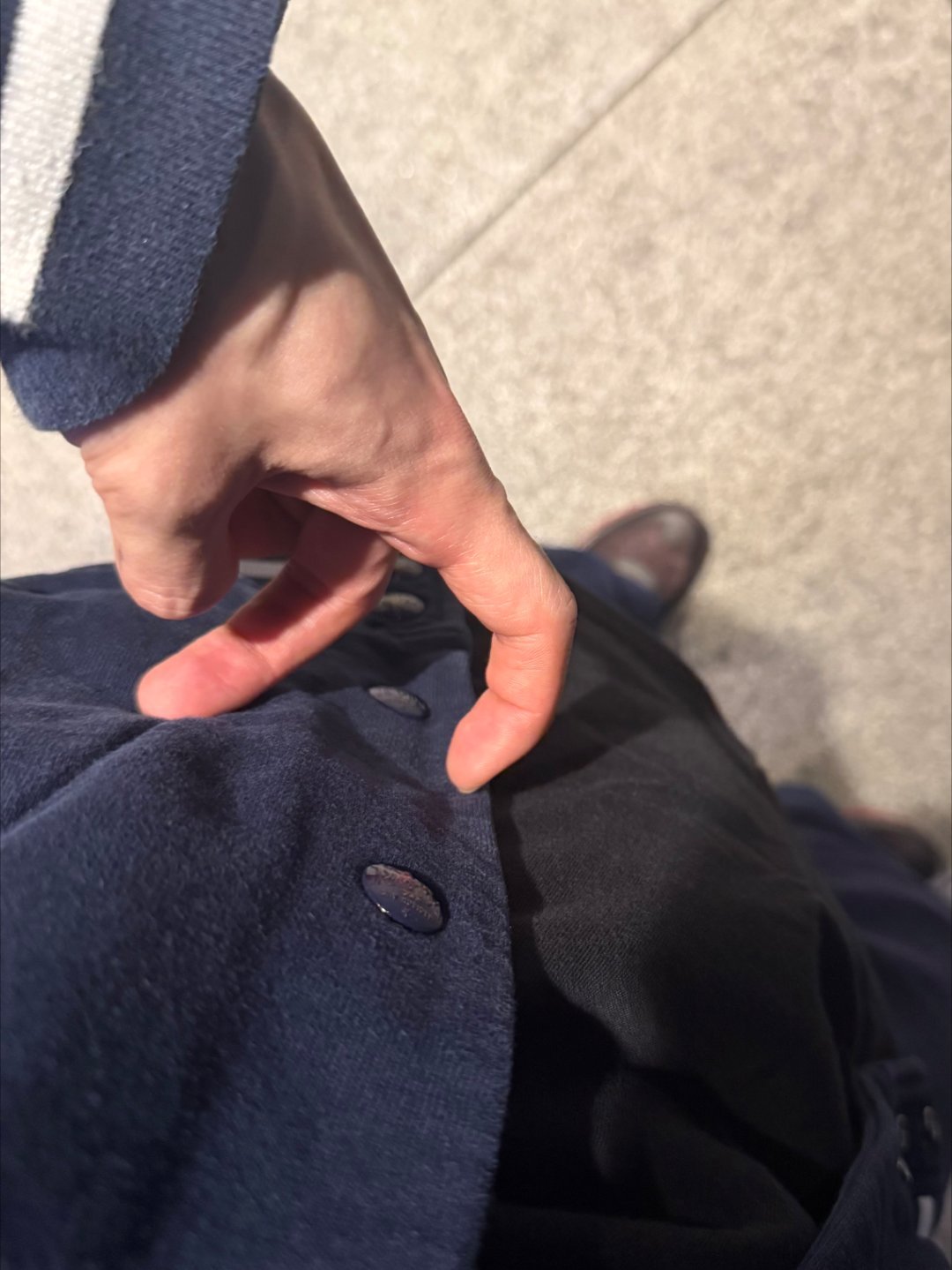 此男完全犯规... 